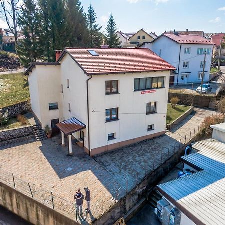 Apartments Krasna Postojna Bagian luar foto