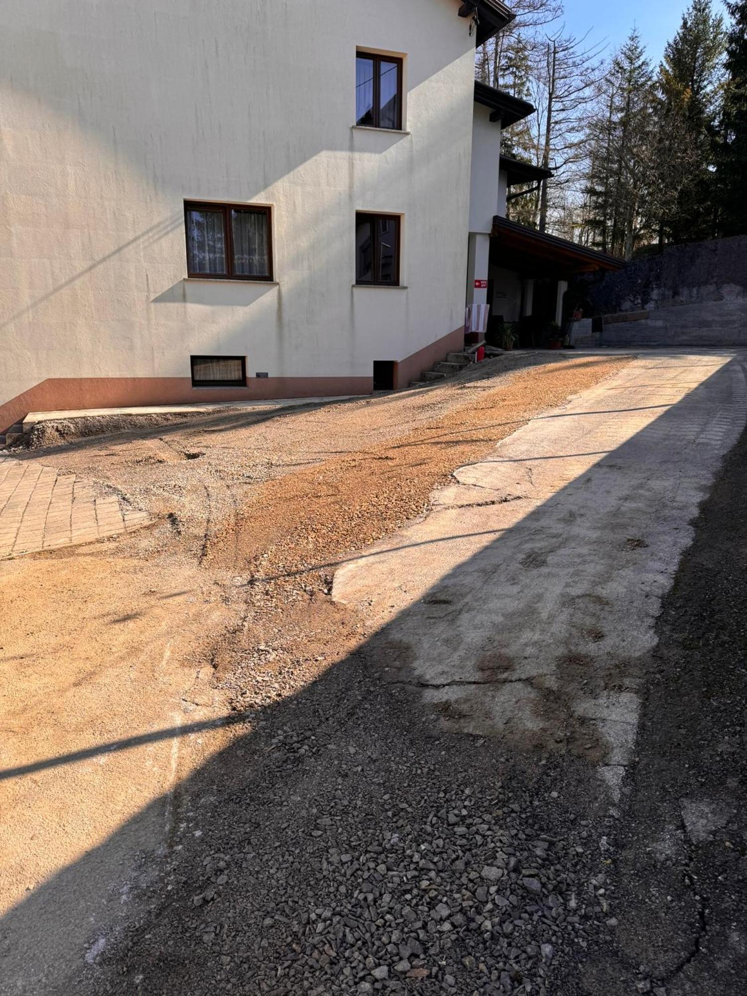 Apartments Krasna Postojna Bagian luar foto